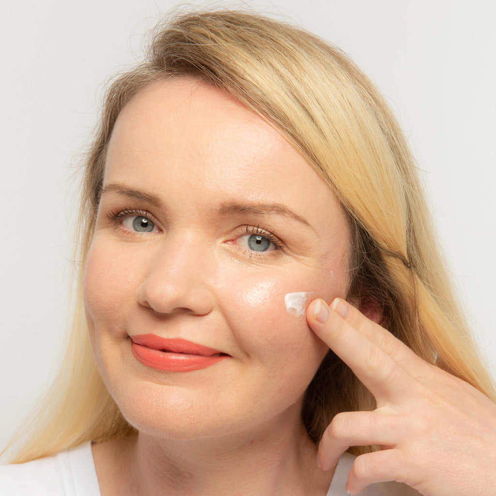 Why Every Skin Routine Needs a Cream - Meder USA